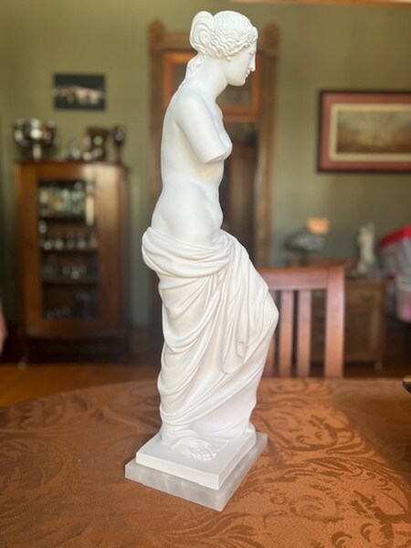 Side view of Venus De Milo Sculpture Museum Quality Marble Statue